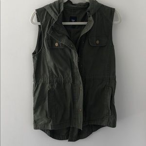 GAP Utility Vest